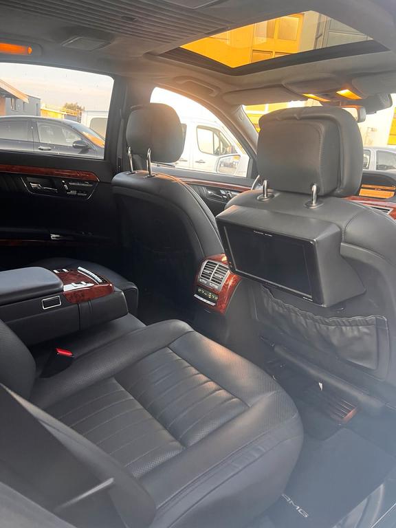 Mercedes-Benz S 600