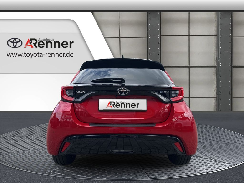Toyota Yaris Hybrid 130 1.5 VVT-i Style Plus Style u.Sa imagem 3