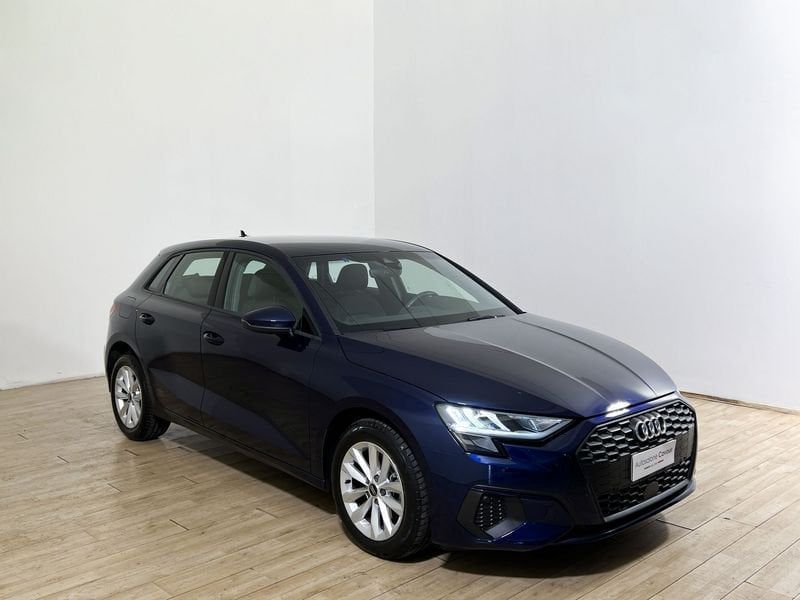 Audi A3 Sportback 30 TDI S tronic Business imagem 3