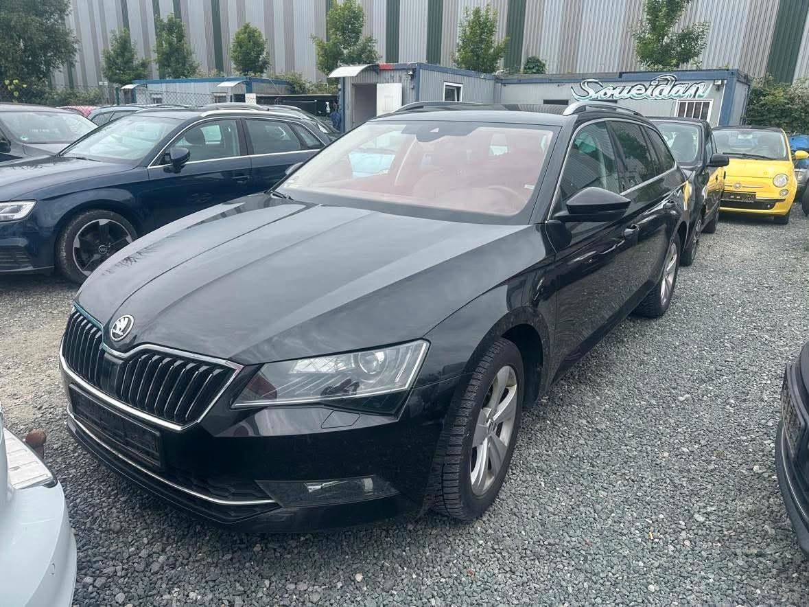 Skoda Superb Combi Style 4x4