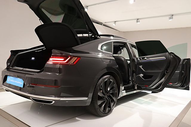 Arteon R-Line 2.0 TDI 190PS 4M STANDHZ PANO LED