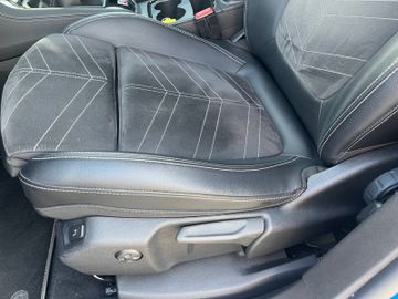 Opel Grandland GS-Line 1.2 Turbo Navi LED-Matixlicht