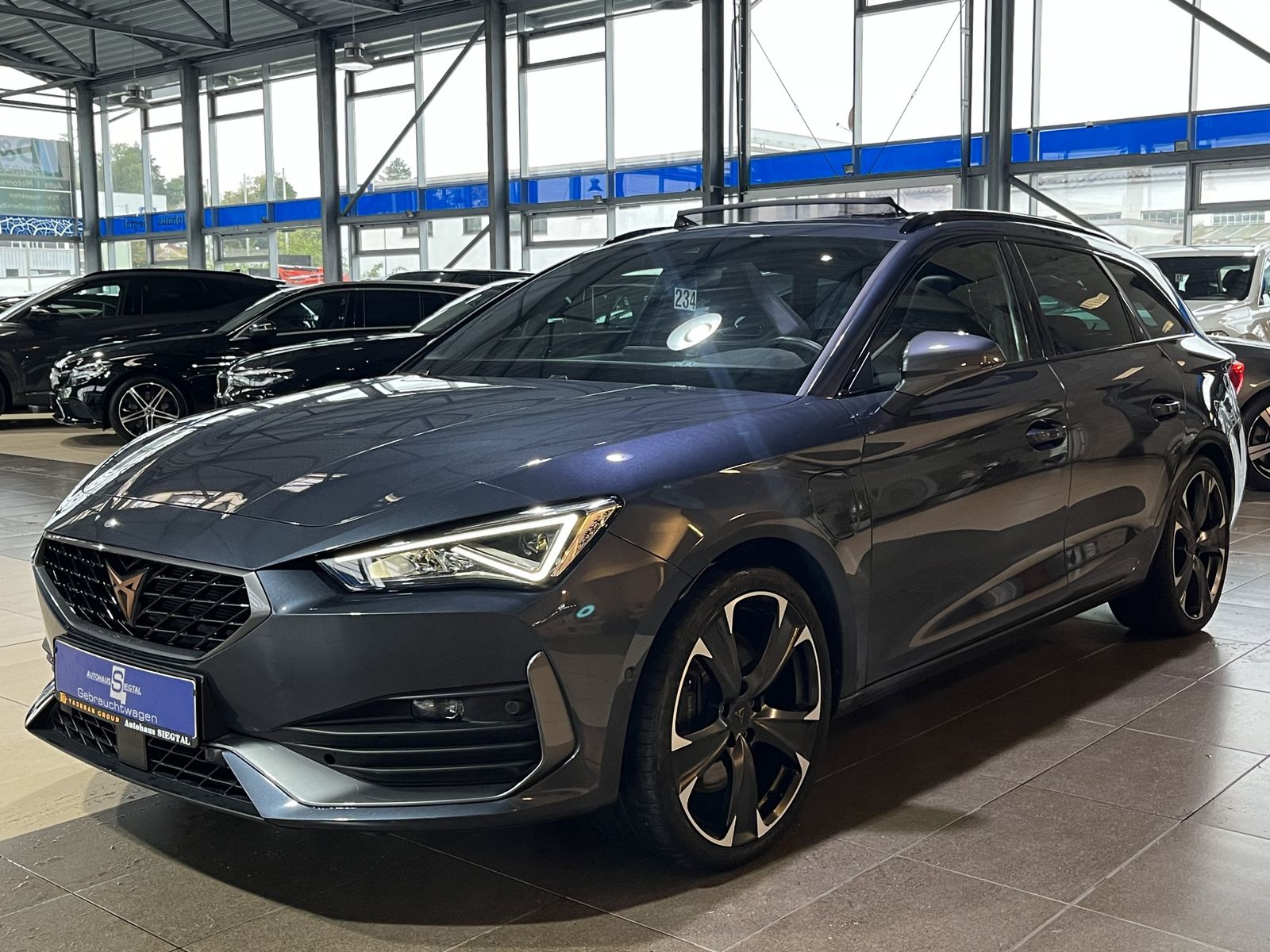 Cupra Leon VZ e-Hybrid Pano. LED Navi Ambientelicht imagem 3