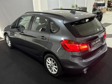 BMW 216 - 8