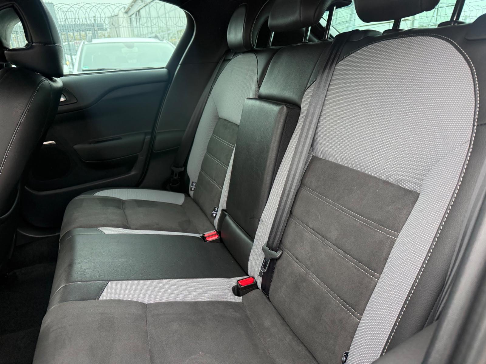 DS Automobiles DS4 DS 4 Basis