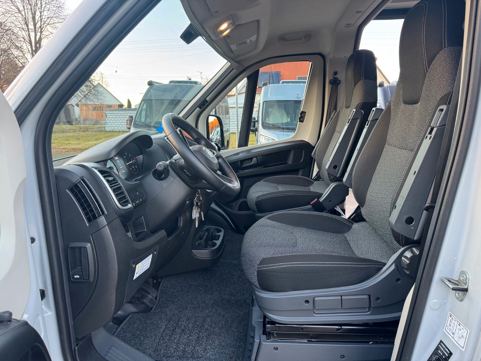 Fahrzeugabbildung Carado CVE600 PRO | Autom. | Komf-Basic-Style Pak. Navi