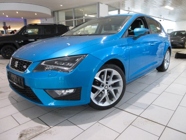 SEAT Leon 1.8T FR LED/SHZ/PDC/18"ALU/TEMPOMAT