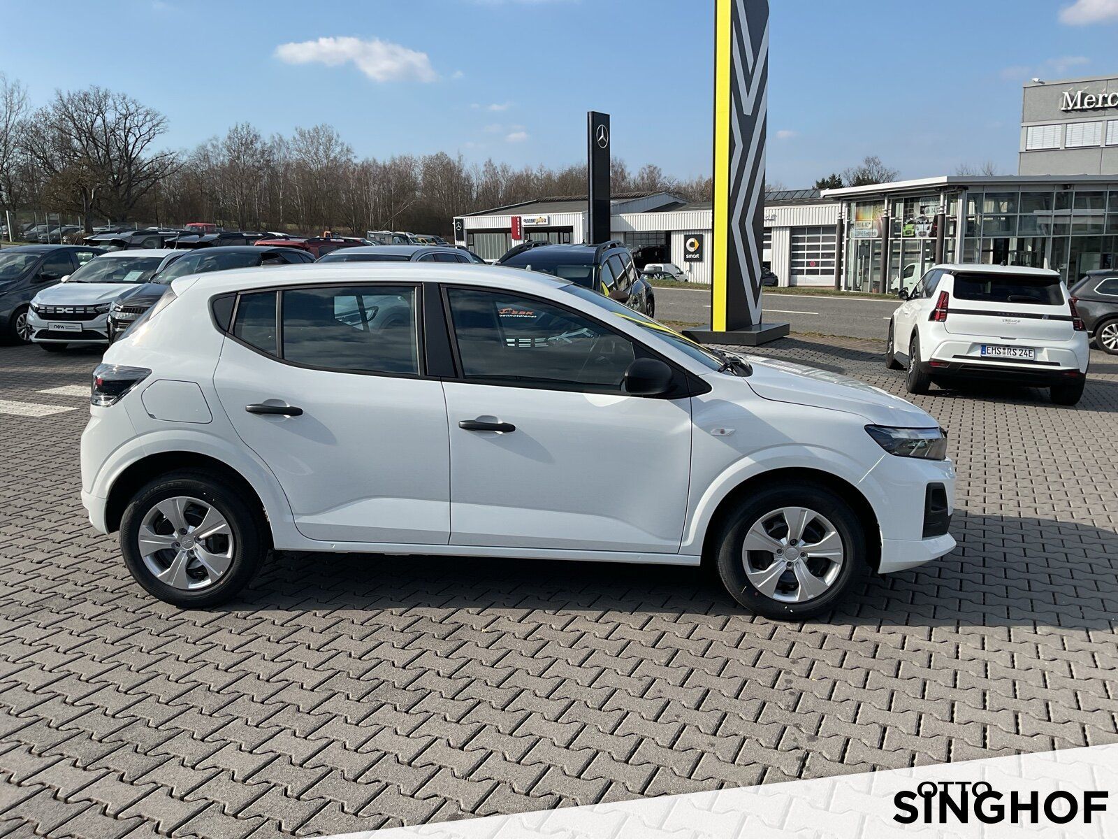 Fahrzeugabbildung Dacia Neuer Sandero Essential TCe 100