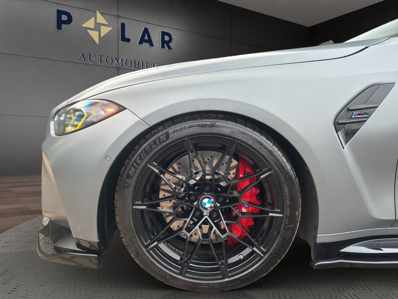 Fahrzeugabbildung BMW M3 Comp. Gelbe M-DRL/Carbon/M-Drivers/Individual