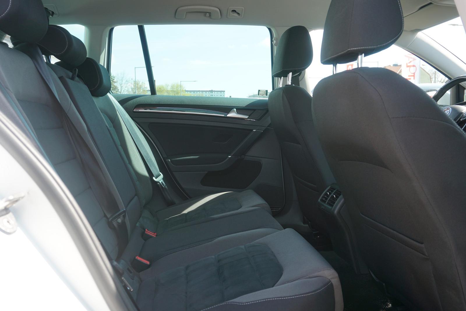 Volkswagen Golf VII Variant 1.5 TSI Highline DSG LED Kamera, миниатюра 29