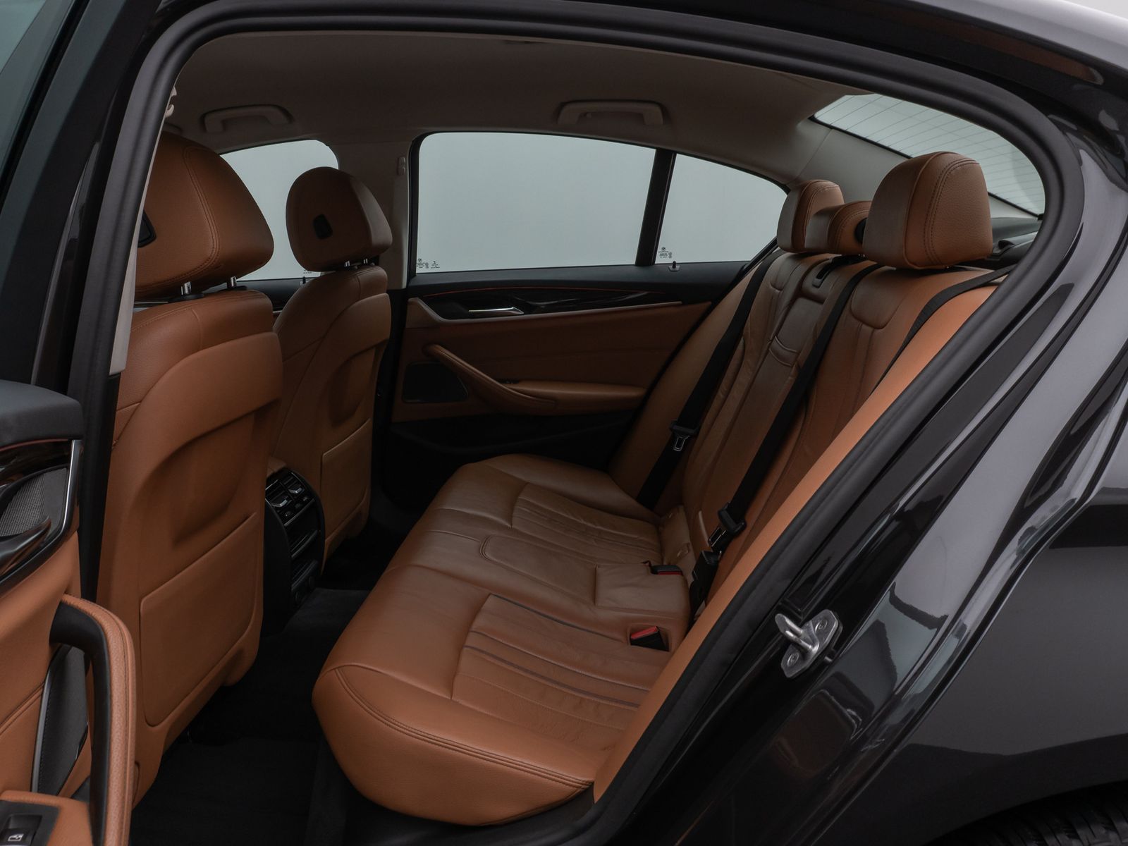 Fahrzeugabbildung BMW 520d Sport Line Kamera HUD H/K Lenkrhzg Alarm