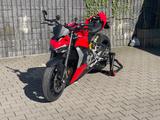 Ducati Streetfighter V2 - DUCATI STREETFIGHTER S