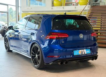 Volkswagen Golf - 4