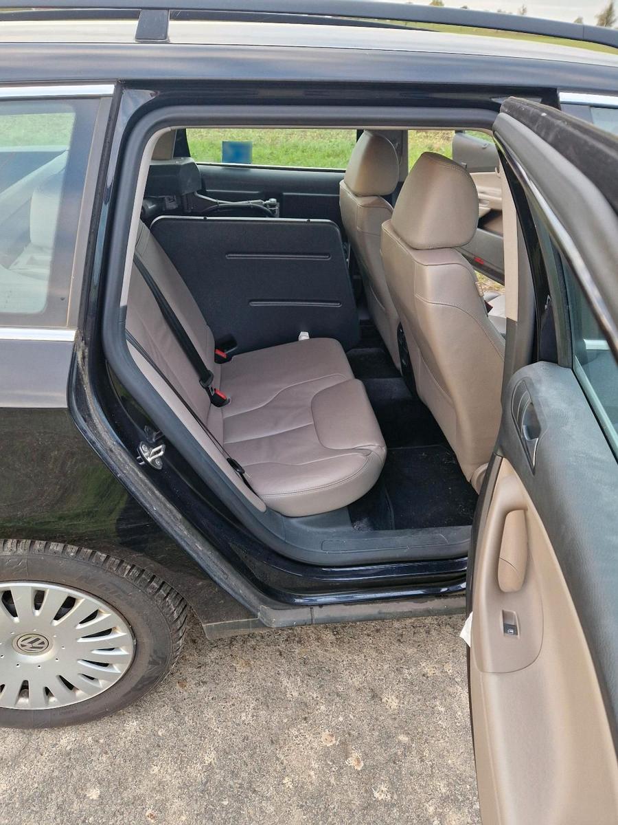 Volkswagen Passat 2009 — photo 8