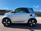 Smart ForTwo EQ Chekheftgepflegt Navi SHZ Kamera - Smart ForTwo Gebrauchtwagen in Oldenburg