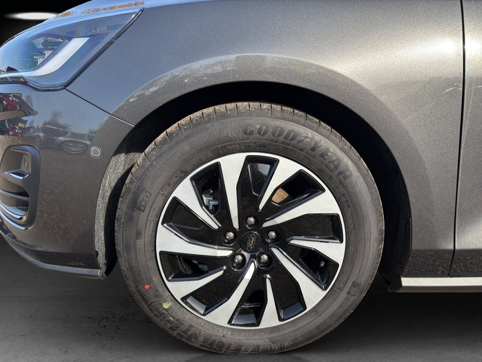 Fahrzeugabbildung Ford Focus Titanium Edition Winter Pak. Fahre Pak.