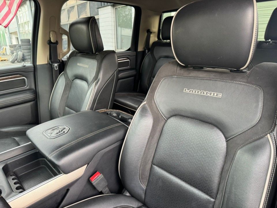 Fahrzeugabbildung Dodge RAM1500 CrewCab Laramie 5.7 HEMI GEN5 4x4