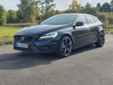 Volvo V40 2.0t T3 R-Design "Black Edition"  - Volvo Gebrauchtwagen in Aalen