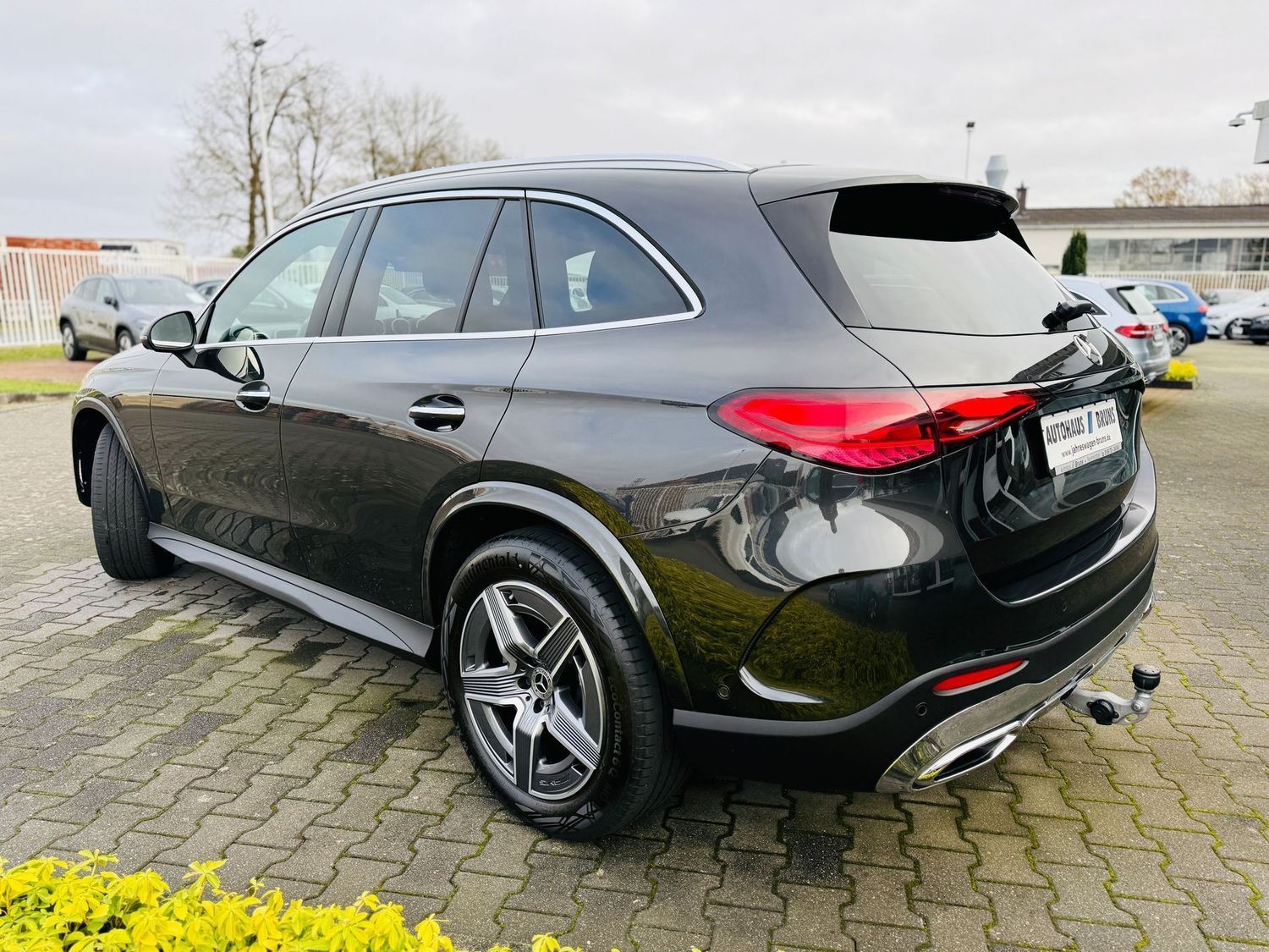 Fahrzeugabbildung Mercedes-Benz GLC 220 d 4M AMG Premium, AHK, 360°, Winter, Mem