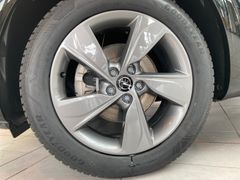 Fahrzeugabbildung Opel Grandland GS Line 1,2 96KW AT8