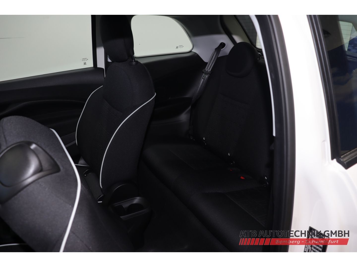 Fahrzeugabbildung Fiat 500e 23,8 kWh Basis 98,8% SOH Klimaautom