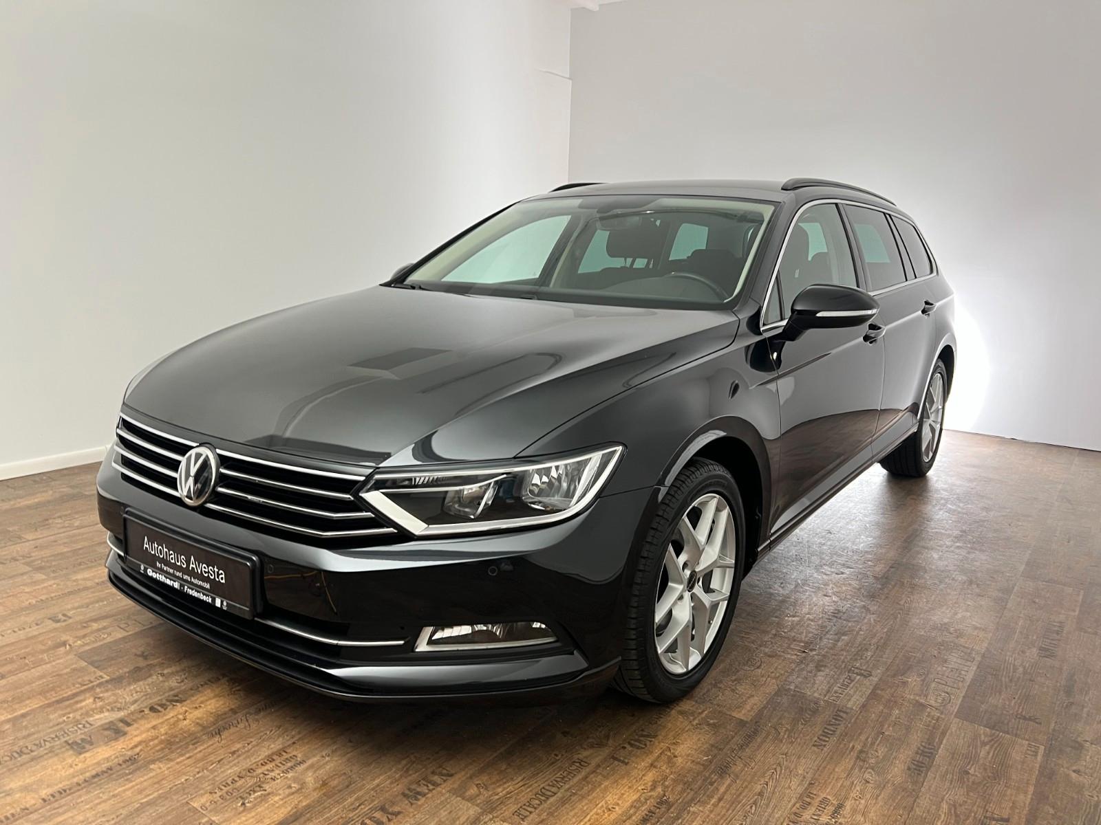Volkswagen Passat Variant / MASSAGE/ ACC / GARANTIE / AHK /