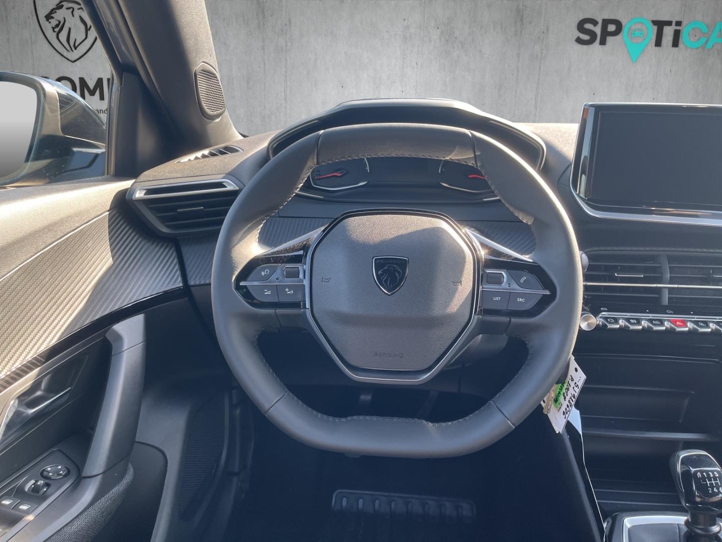 Peugeot 2008 Style Navi LED SHZ DAB Apple CarPlay Androi