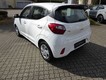 Hyundai i10 1.0 Select, Navi, Rückfahrkamera