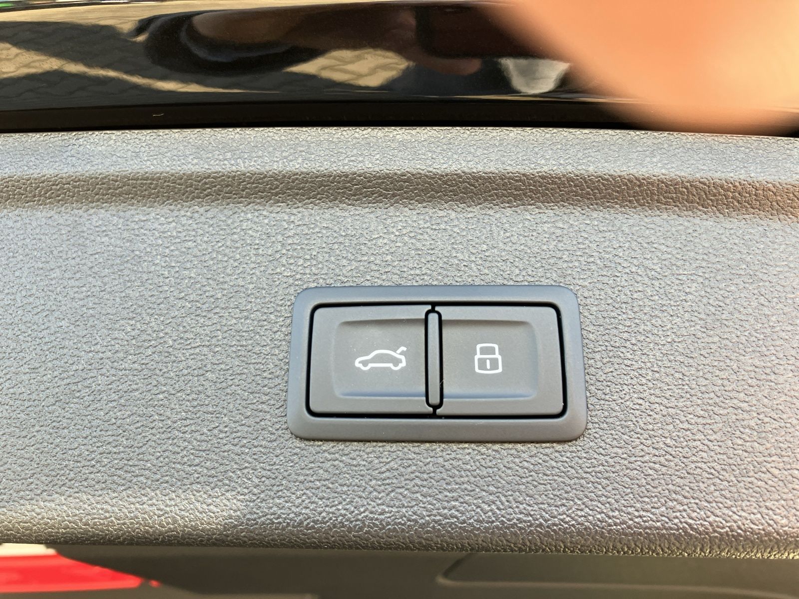 Fahrzeugabbildung Audi A3 Sportback 35 TDI advanced S tronic  LED  Navi