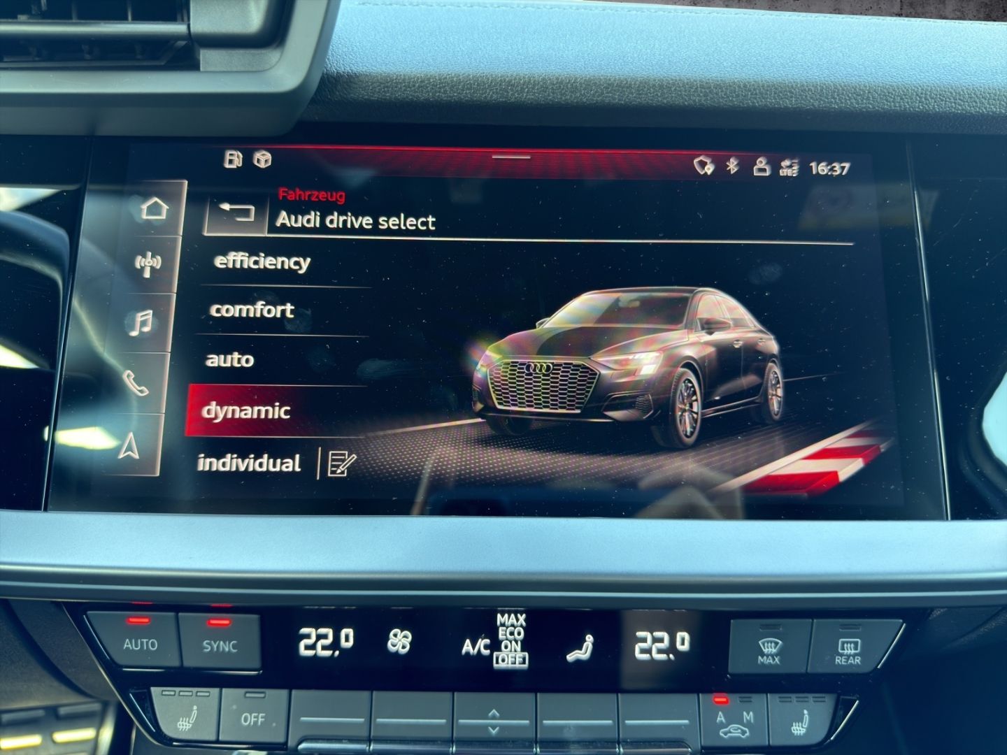 Audi S3 Lim 2.0 TFSI quattro MATRIX LED KAMERA DCC B& foto 19