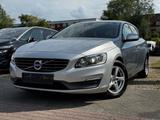 Volvo V60 Kombi Business Edition - Volvo V60: Business Edition