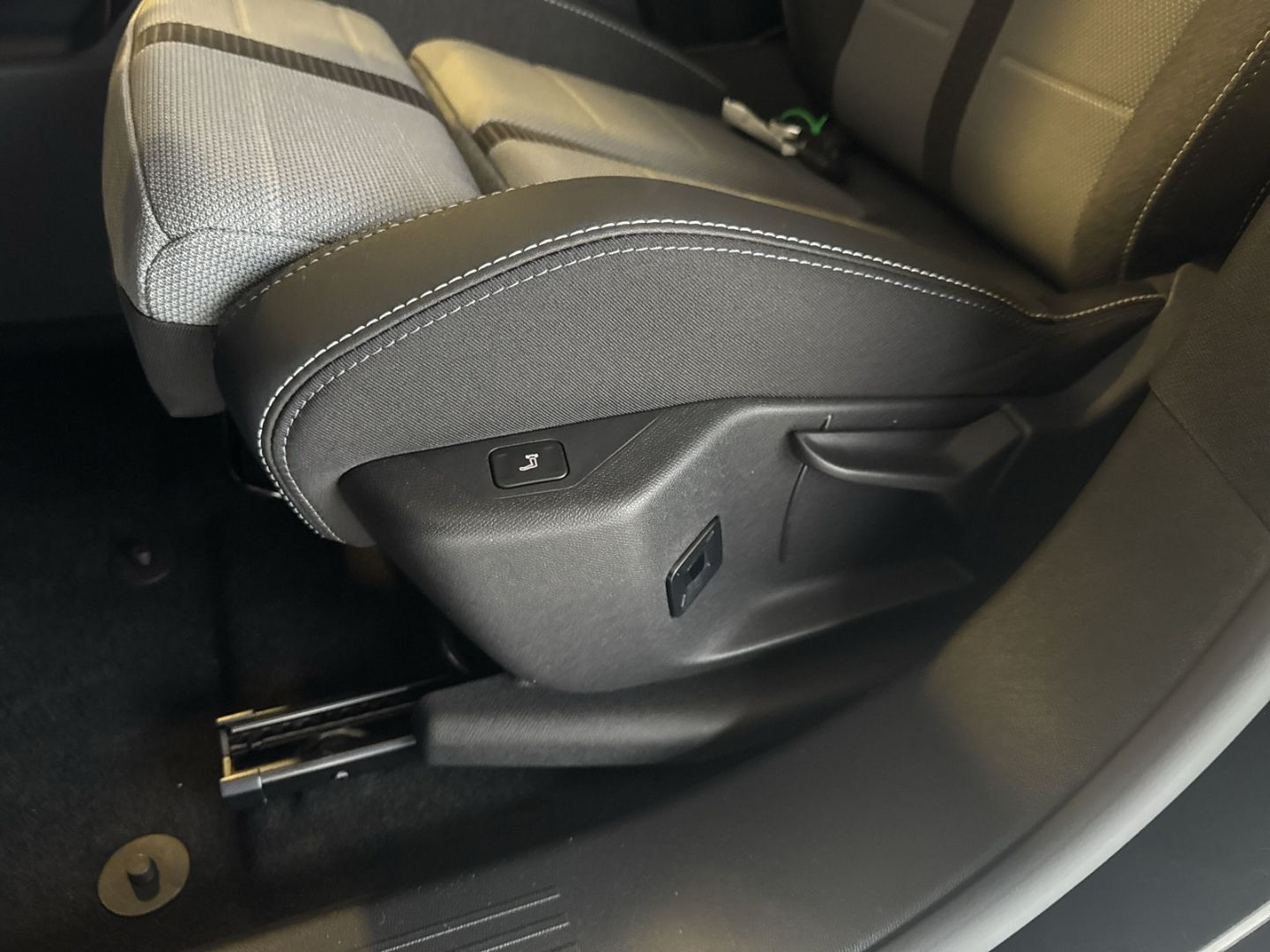 Opel Grandland (X) - Bild 12