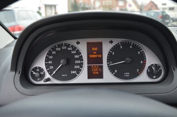 Mercedes-Benz A 150  Avantgarde AHKLamelleSHPDCAlu 17