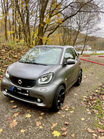 Smart Cabrio mit eingetragener Brabus Software 