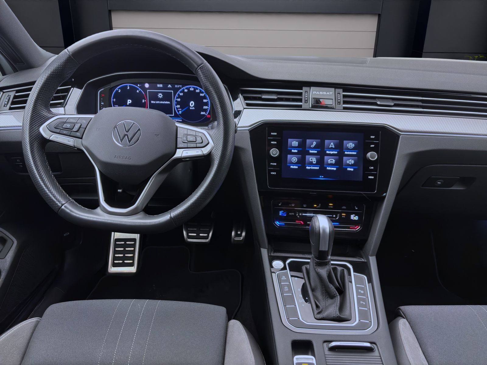 Volkswagen Passat Variant - Bild 14