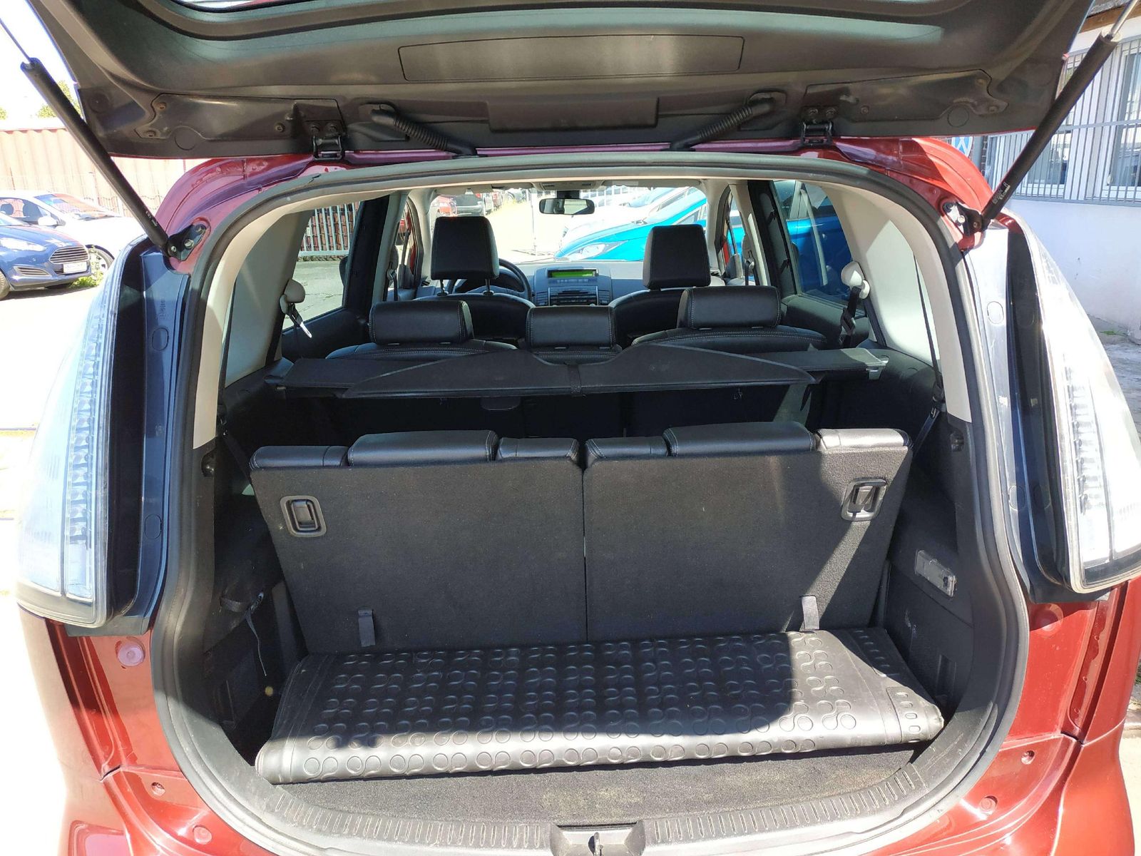 5 2.0 Active/ TÜV NEU/ 7-Sitzer/ Leder/ Sitzheiz – Bild 9
