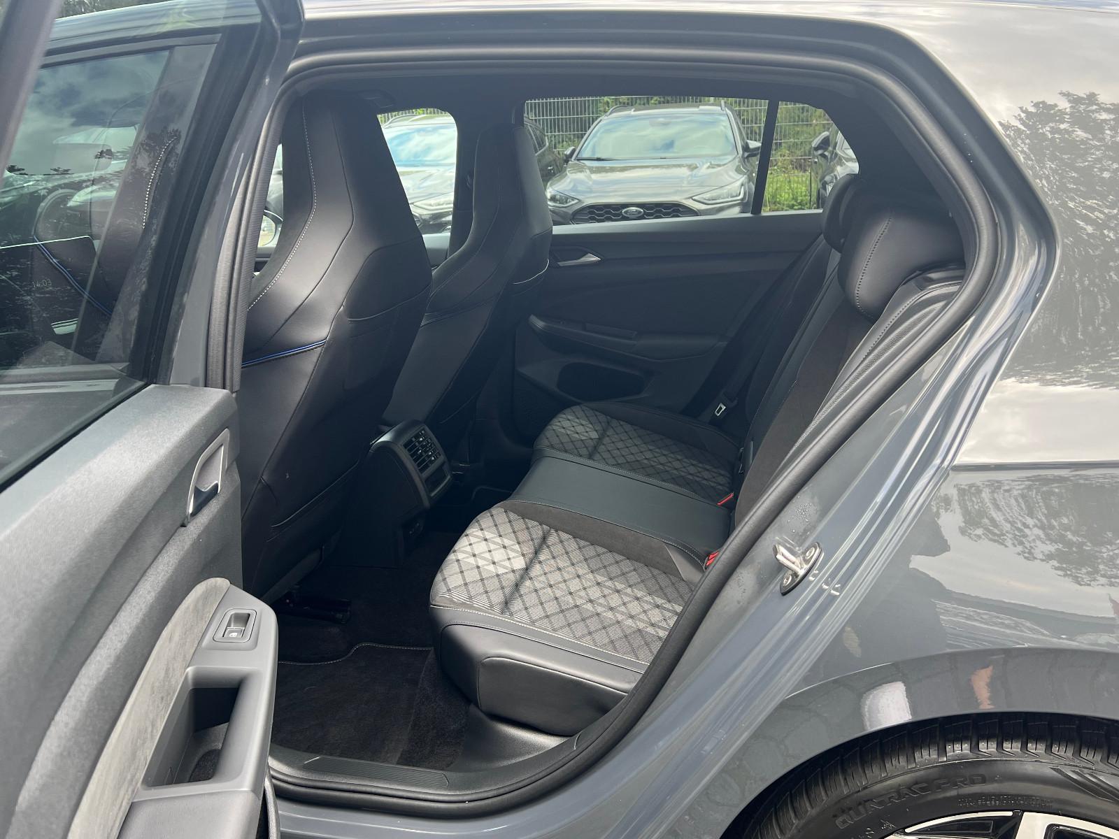 Volkswagen Golf VIII Lim 1.5 TSI R-Line-LED-KAM-NAVI-GARANT, миниатюра 21