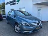 Mercedes-Benz B 250/PANO/NAVI/SHZ/TEMP/LMF/PDC/TÜV NEU - blaue Mercedes-Benz B 250