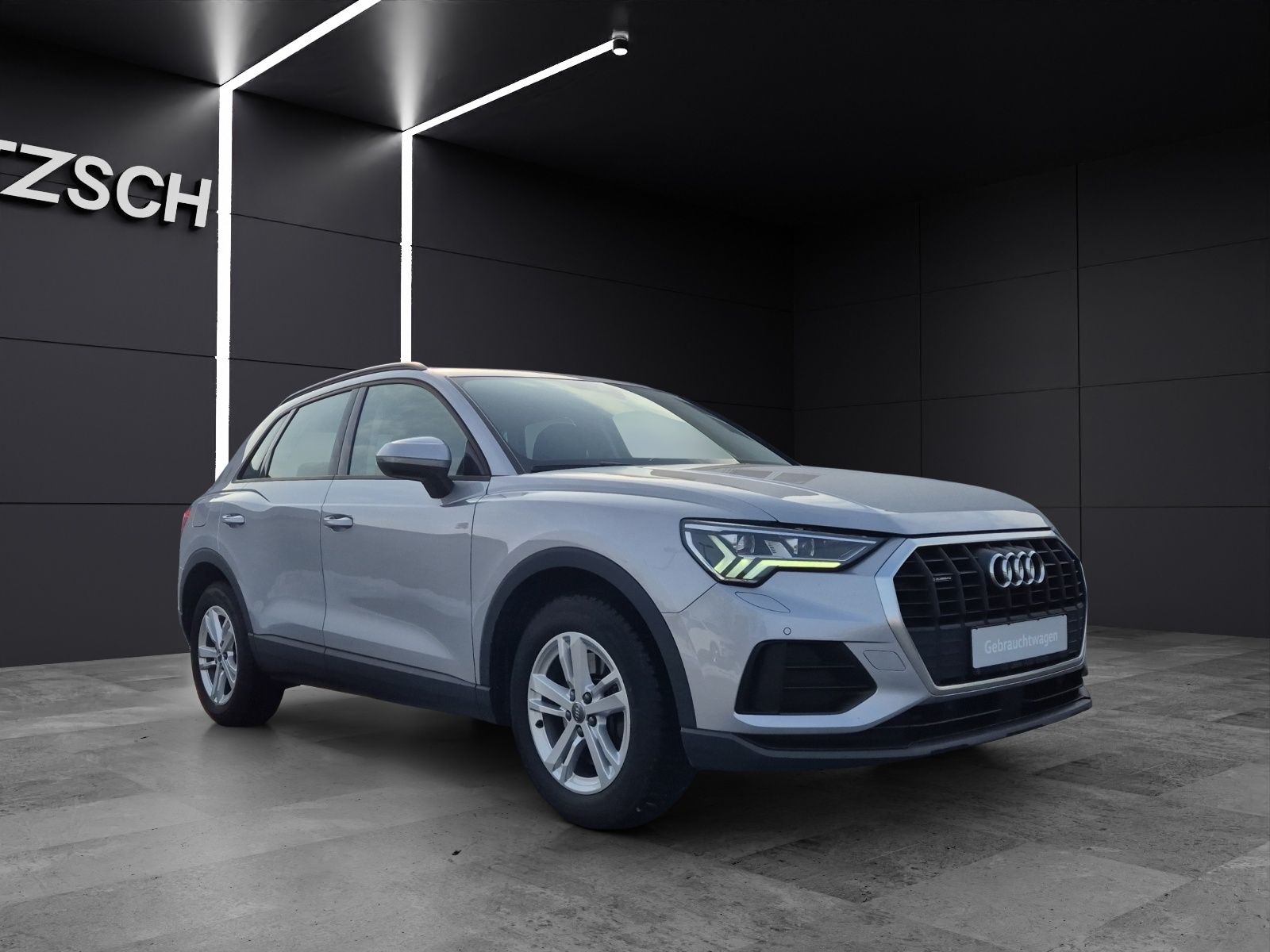 Fahrzeugabbildung Audi Q3 40 TFSI quattro S-tronic Standhzg. Matrix Nav