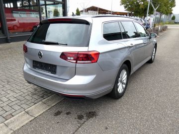 Volkswagen Passat Variant - 4