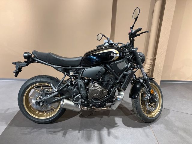 Yamaha XSR 700  Mod.24 Durchzugsstarker Motor