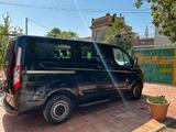 Ford Tourneo in Valencia - inkl. 2 Nächte ... - Ford Tourneo mit Diesel-Antrieb: Kleinbus, Klimaanlage, 2.2
