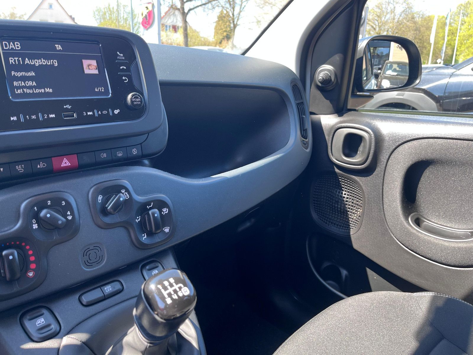 Fahrzeugabbildung Fiat Panda Hybrid