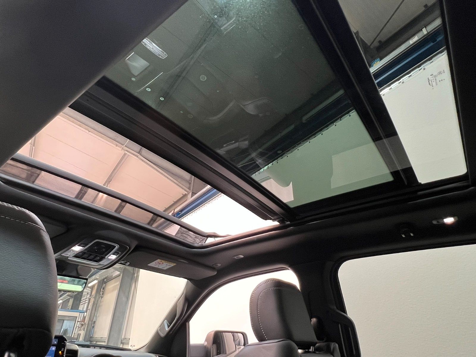 Fahrzeugabbildung Dodge RAM 1500 RHO H/O BLUE Edition