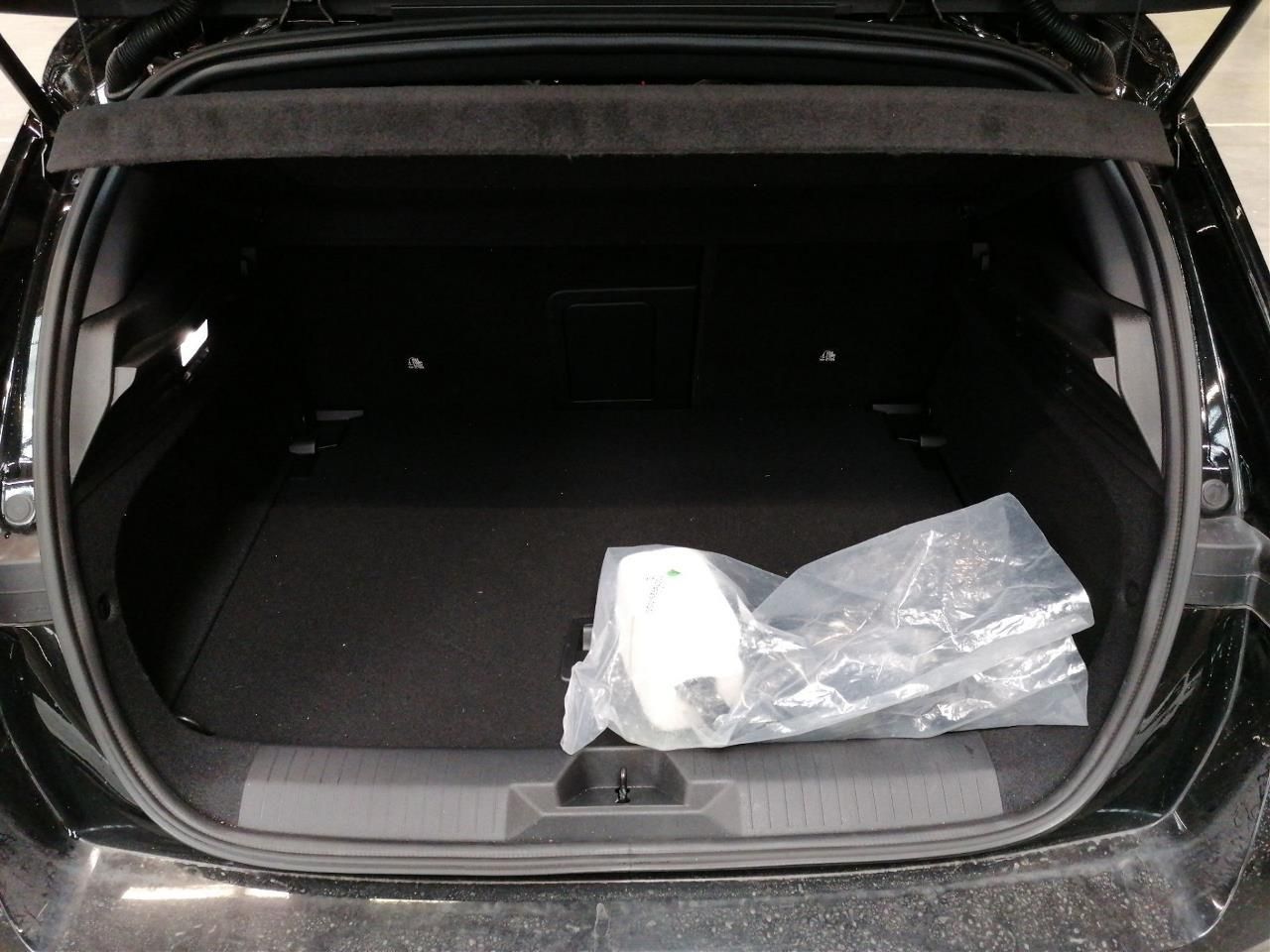Fahrzeugabbildung Opel Astra L ST.2 Turbo Ultimate AT// Schiebedach, AH