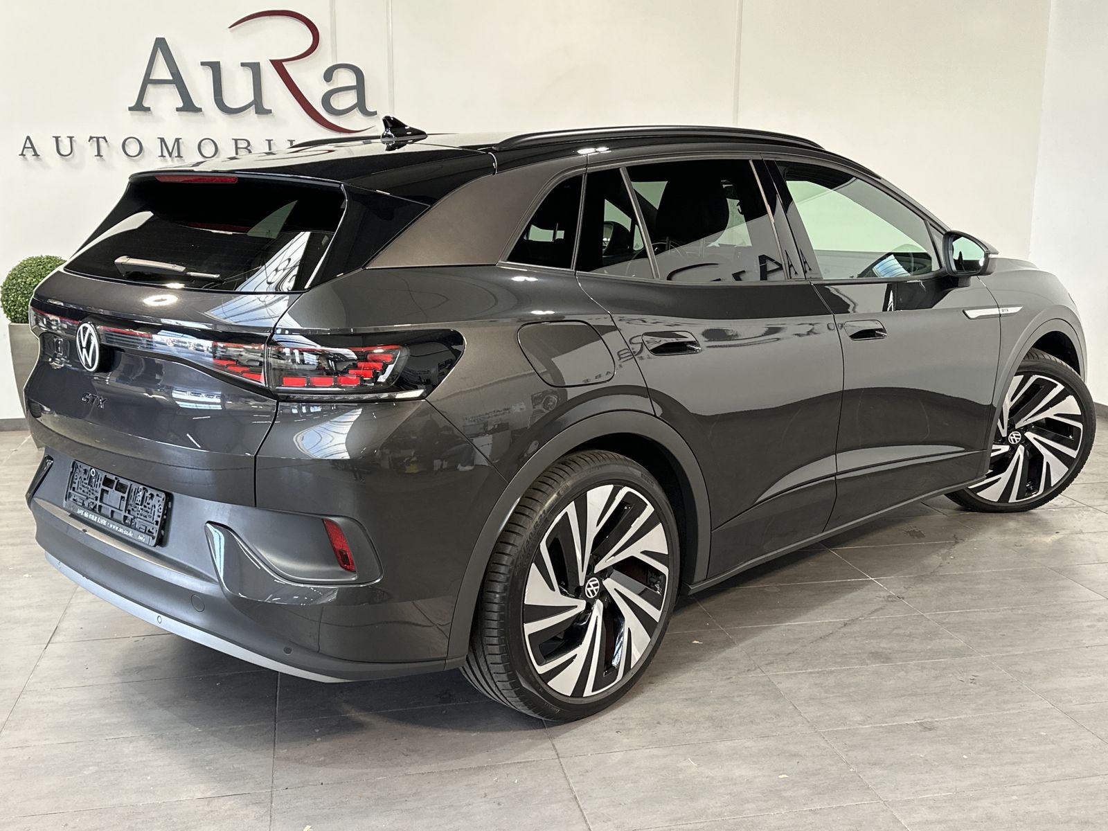 Fahrzeugabbildung Volkswagen ID.4 4M GTX Sport NAV+MATRIX+ACC+KAM+VC+21ZO+1HD