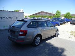 Fahrzeugabbildung Skoda Octavia Combi 1.2 TSI Green tec DSG Style -ROLLS