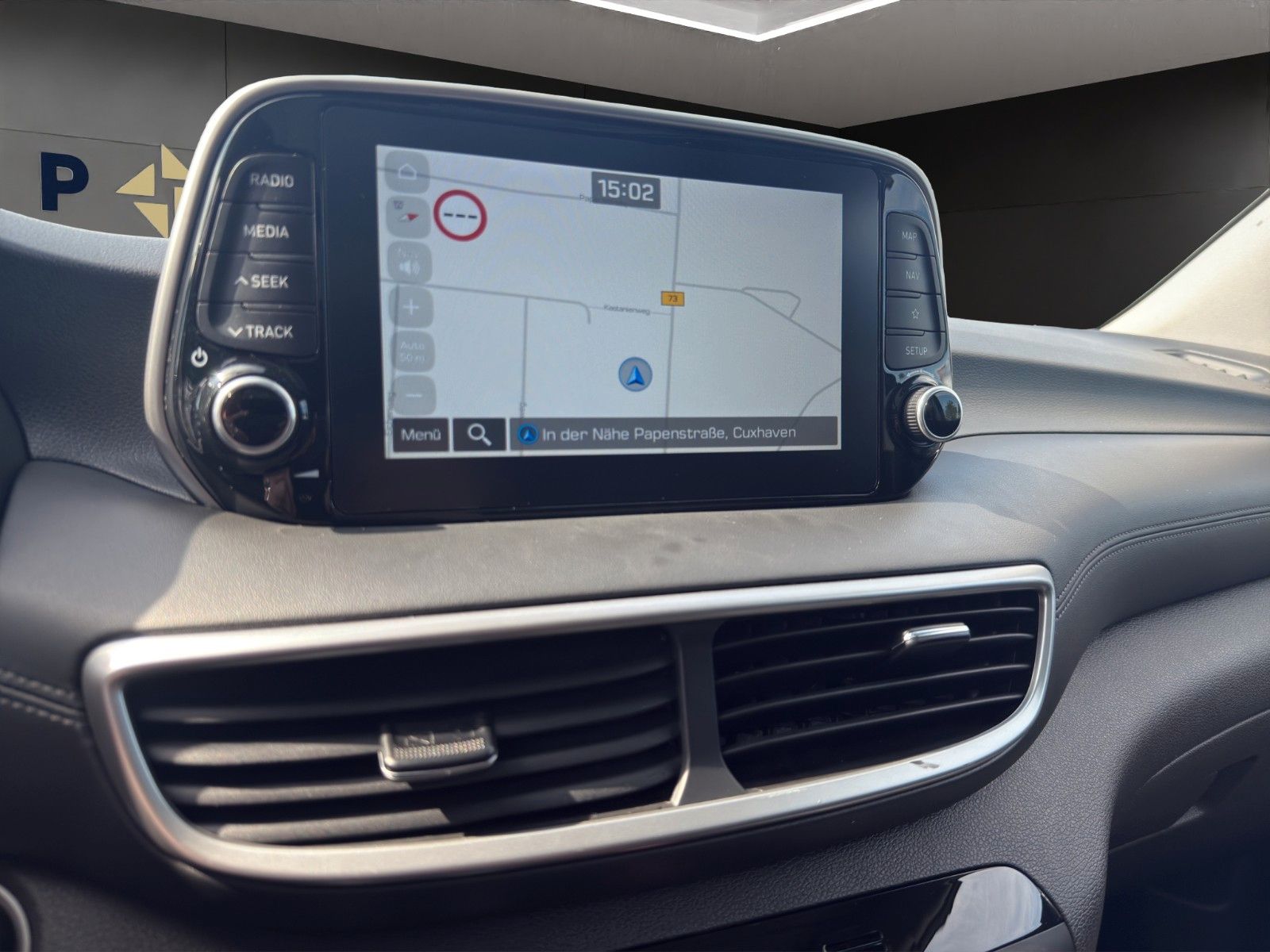 Fahrzeugabbildung Hyundai Tucson 4WD *Pano*Kamera*AHK*LED*Tempo*Carplay*