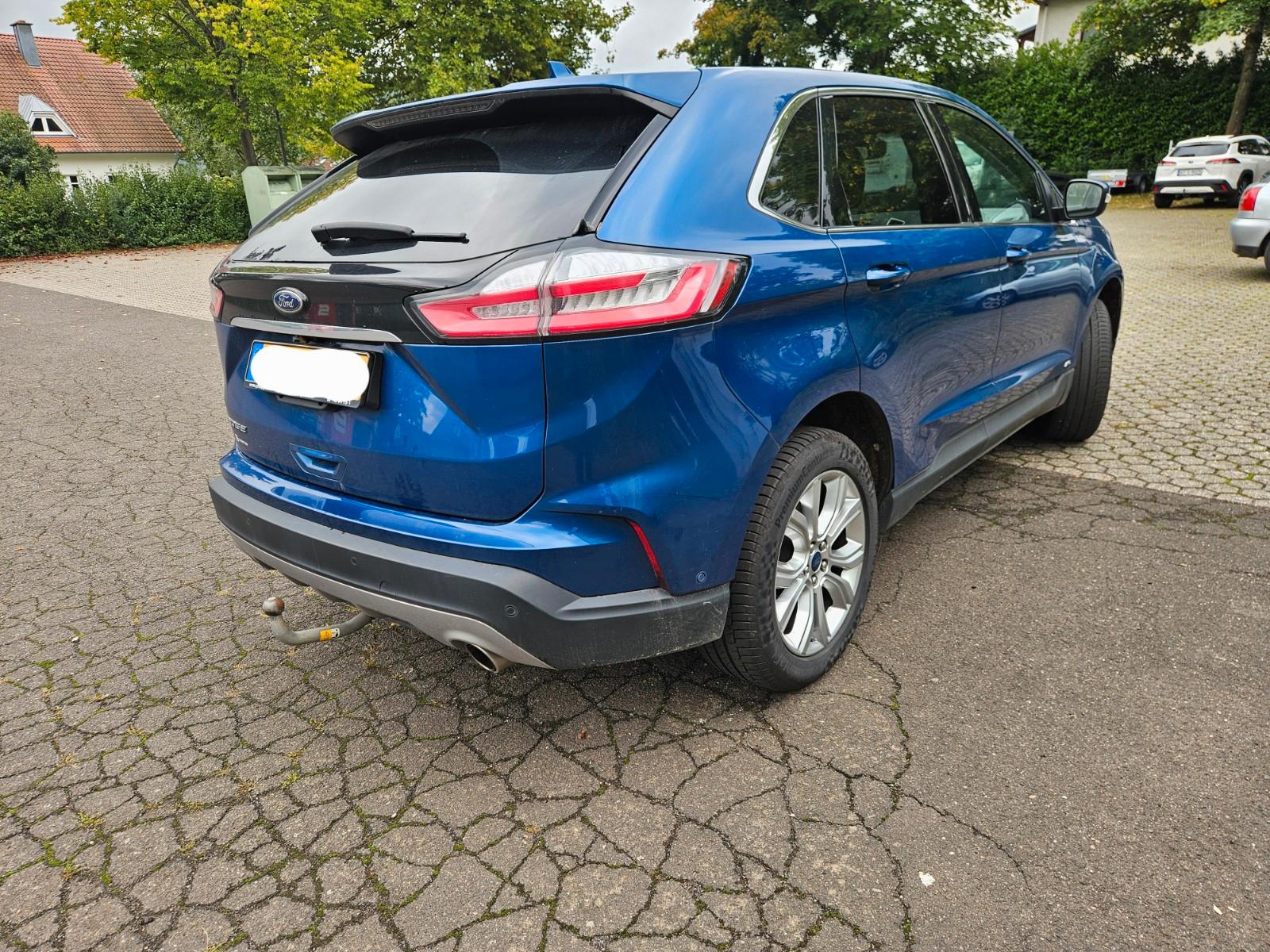 Ford Edge 2,0 l VoLL Bi-Turbo 4x4 TITANIUM Aut...