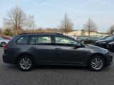 Volkswagen Golf VII Variant AHK°AUTOM°SZHG°TEMPOM°MFLR°SH! - Volkswagen Gebrauchtwagen in Neumünster